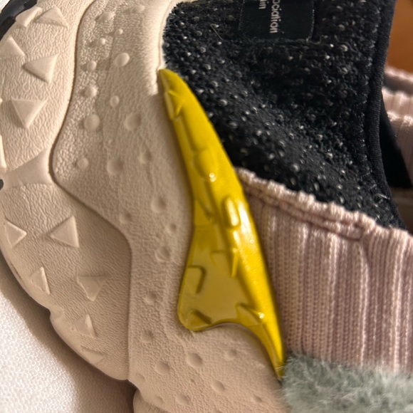 Anthropology Flower Mountain Camp Faux Shearling Slip on Sneakers - Picture 11 of 16